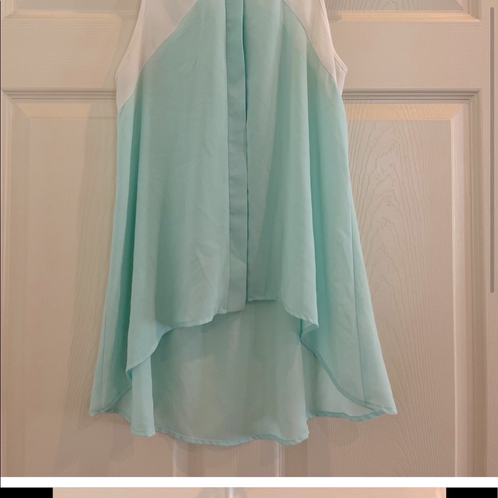 B Jewel hi low mint blouse - Picture 3 of 5